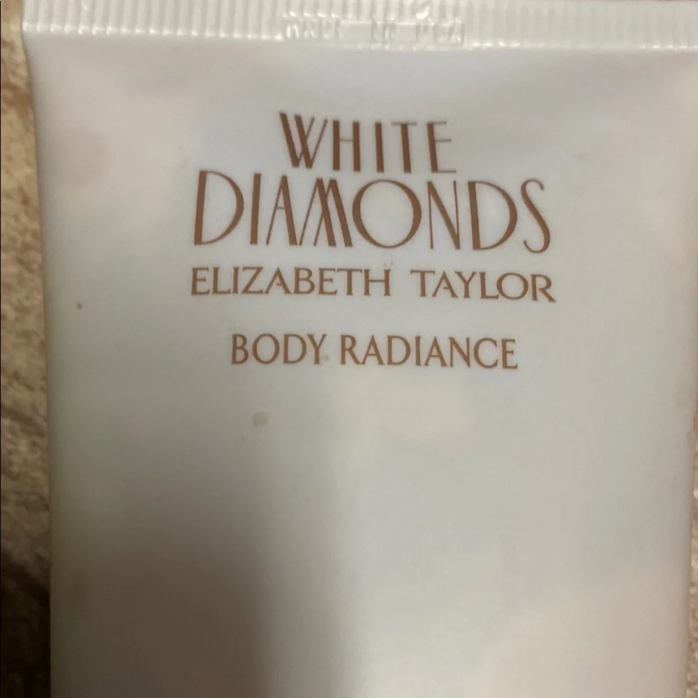 White Diamonds Body Radiance Lotion Elizabeth Taylor